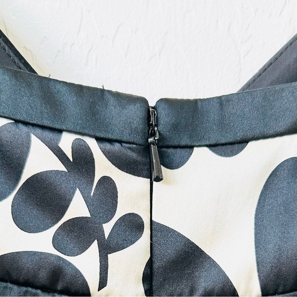 Maggy London 100% Silk Babydoll Dress, Black and Cream, Excellent Condition - Picture 6 of 9